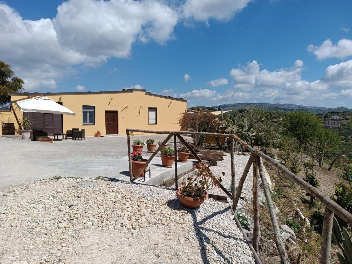 Casa Vacanze Sicilia Casteltermini Екстериор снимка