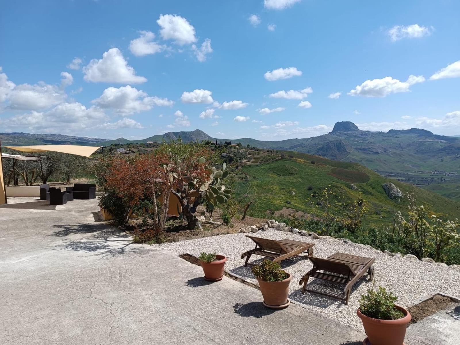 Casa Vacanze Sicilia Casteltermini Екстериор снимка